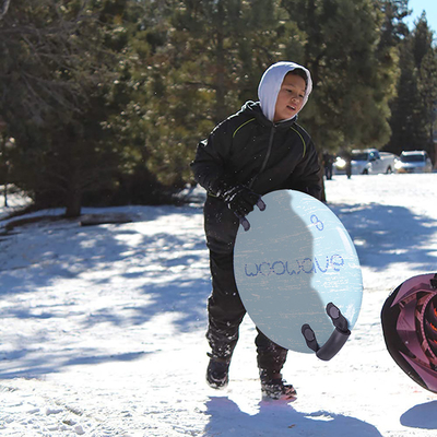 Πράσινη PE Foam Core 21inch Round Snowboard για παιδιά σε χειμερινές εξωτερικές δραστηριότητες