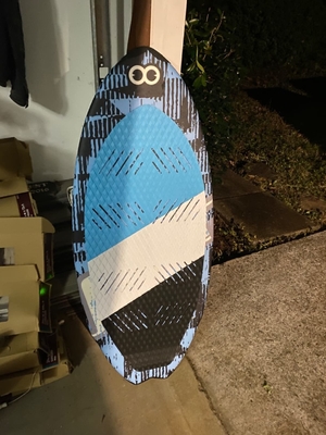 Επαγγελματική 49' Wakesurf Fiberglass Stand Up Paddle Board για τους λάτρεις του σέρφινγκ